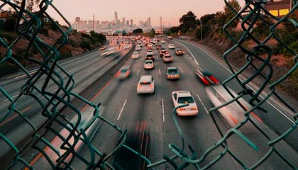 九游娱乐中心-阿森纳主场遭逆转，球队难逃失利，欧冠名额或受威胁，阿森纳的欧冠