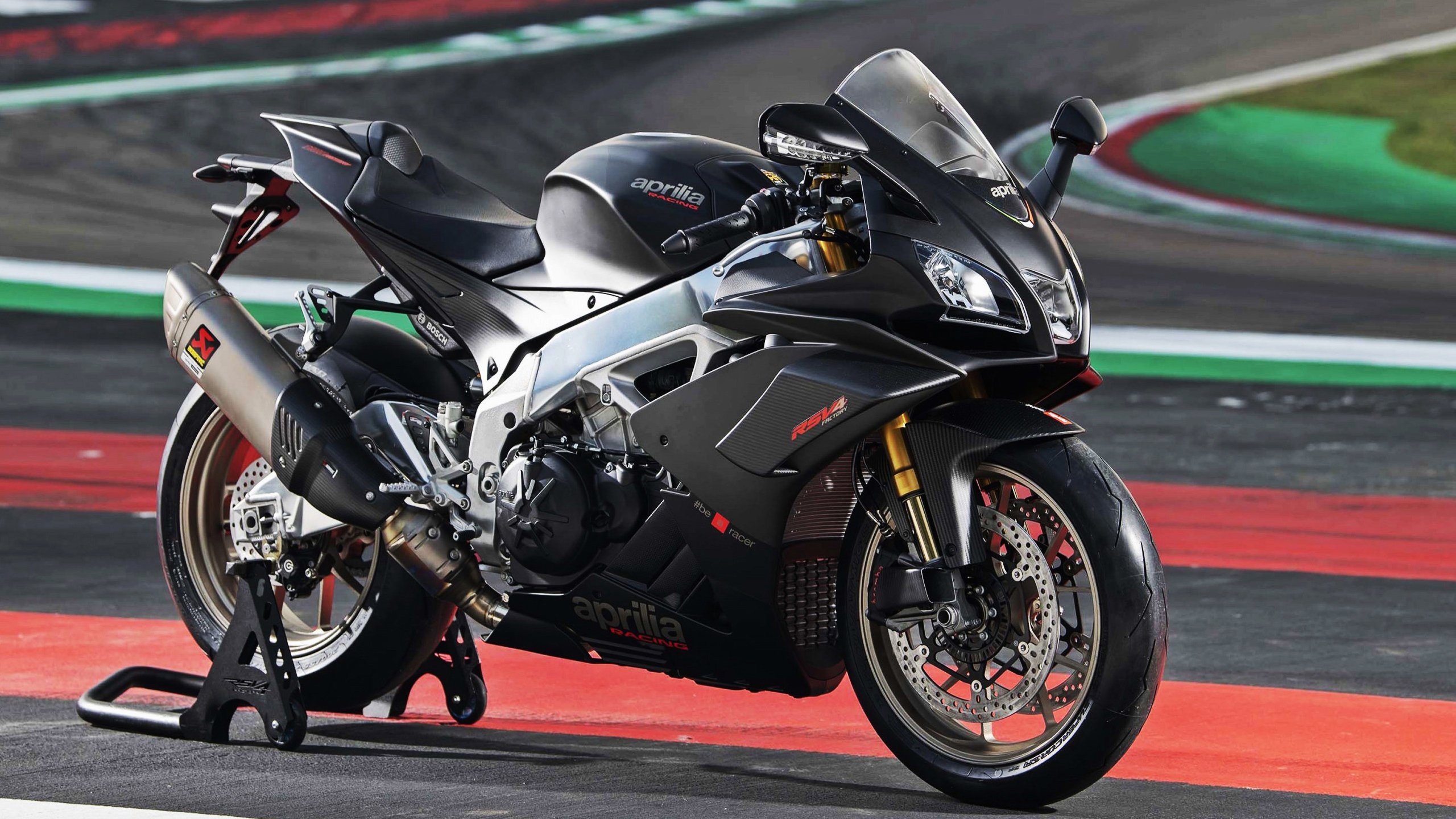 九游娱乐(jiuyou)官网-跳水高难动作吉尔吉斯斯坦稳中求胜，地处中亚的吉尔吉斯斯坦有水塔之国